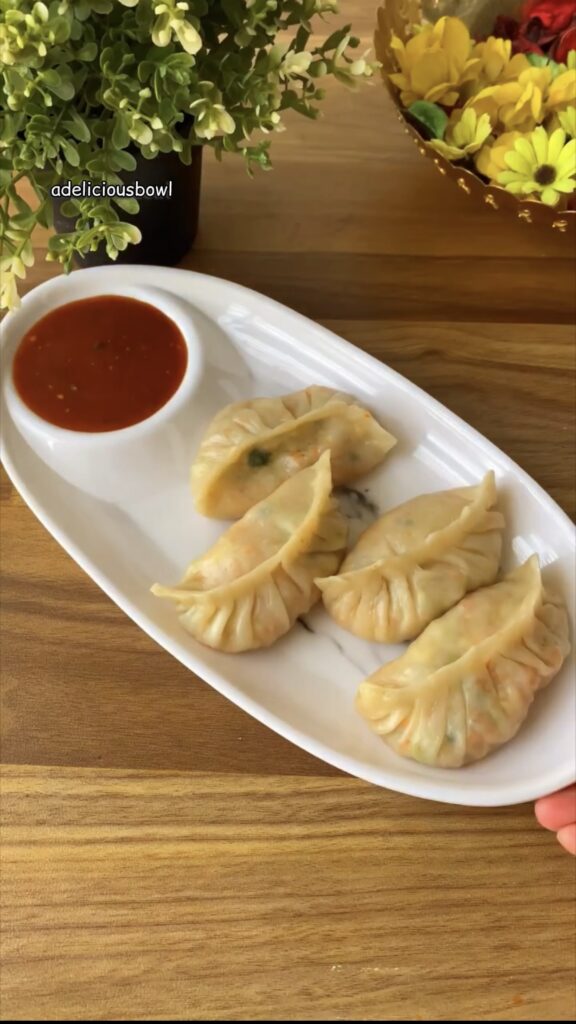 Momos