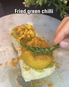 Vada pav